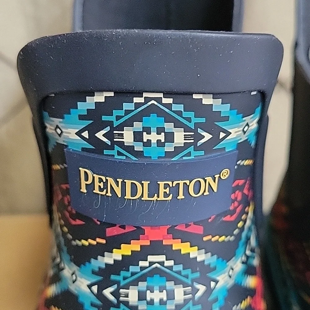 NWT- Pendleton ‘Carico Lake’ Waterproof Chelsea Rain Boot
